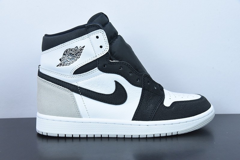 AIR JORDAN 1 HIGH OG “STAGE HAZE” 555088-108