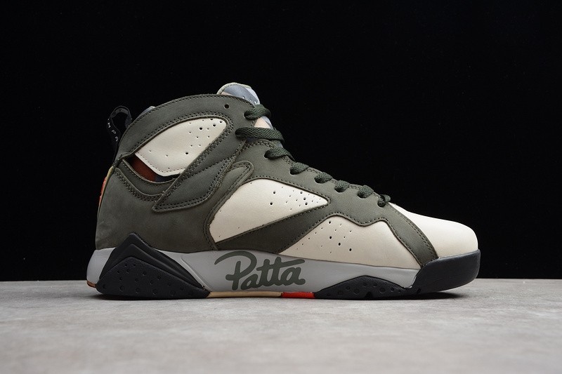 PATTA X AIR JORDAN 7 RETRO OG SP “ICICLE” AT3375-100