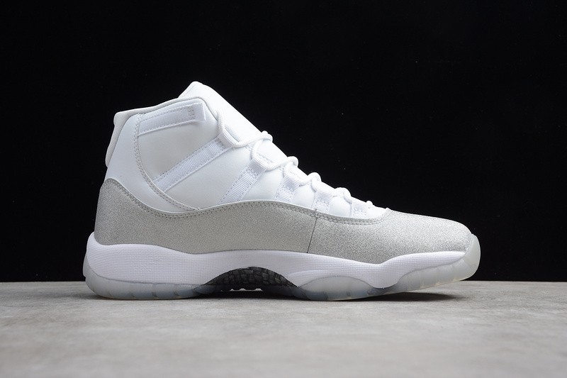 AIR JORDAN 11 WMNS WHITE METALLIC SILVER AR0715-100