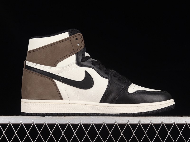 AIR JORDAN 1 RETRO HIGH OG 'DARK MOCHA' 555088-105