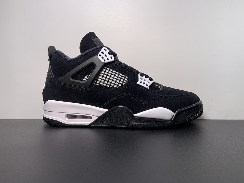 Air Jordan 4 "White Thunder" FQ8138-001