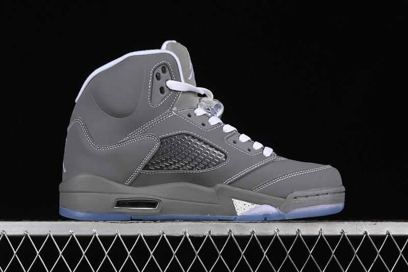 Air Jordan 5 Retro 'Wolf Grey' 136027-005