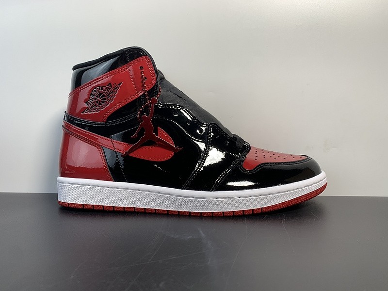 AIR JORDAN 1 HIGH OG 'BRED PATENT' 555088-063