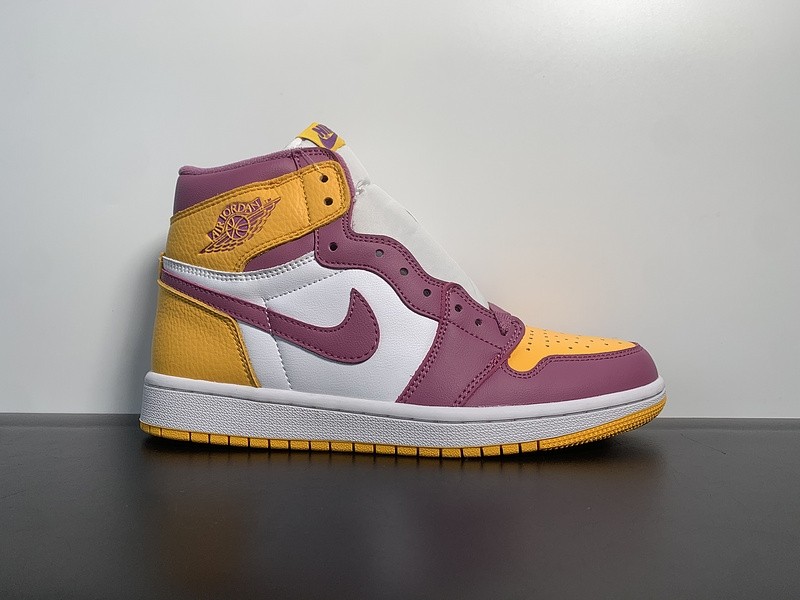 AIR JORDAN 1 HIGH OG “BROTHERHOOD' 555088-706