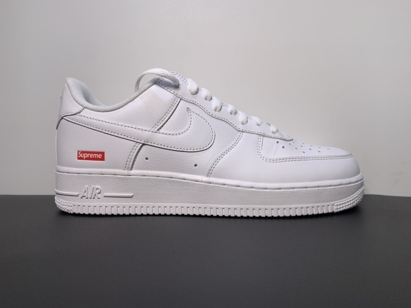 NIKE Supreme NIKE AIR FORCE 1 LOW WHITE CU9225-100