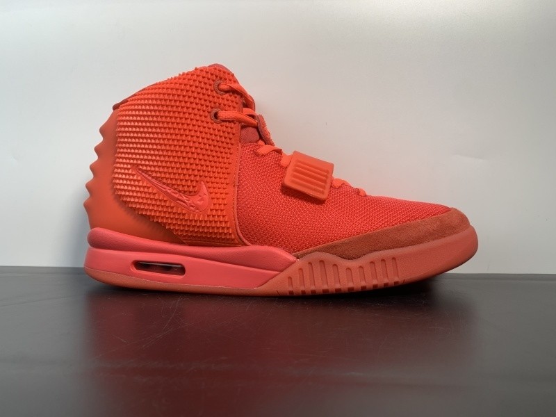 NIKE YEEZY 2 SP "RED OCTOBER" 508214-660