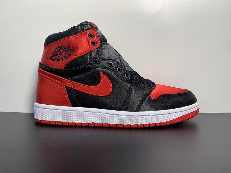Air Jordan 1 high "Satin Bred" (2023) FD4810-061