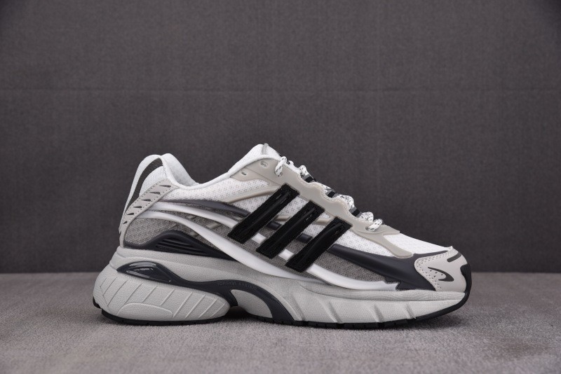 Pharrell x adidas Adistar Jellyfish