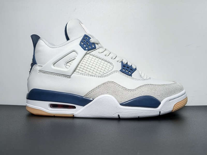 Nike SB x Air Jordan 4 “Navy” DR5415-100
