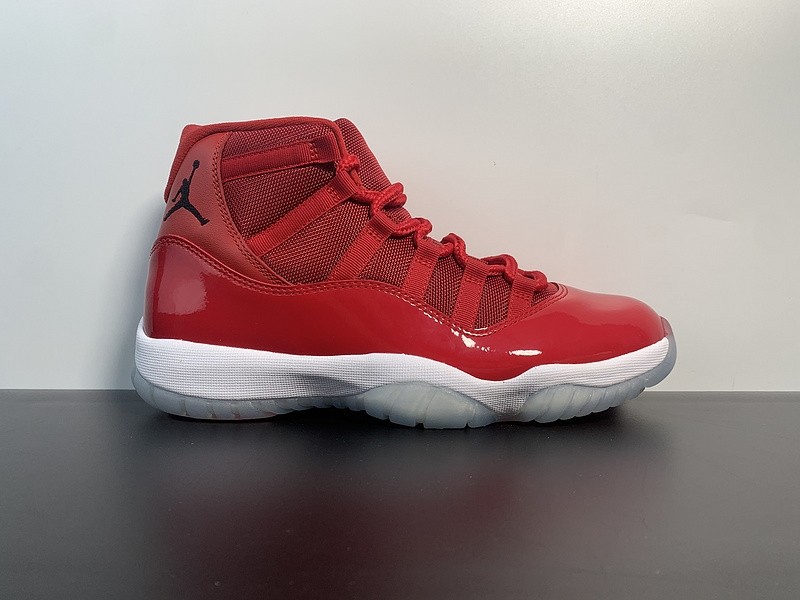 AIR JORDAN XI RETRO 11 WIN LIKE '96 "GYM RED" 378037-623