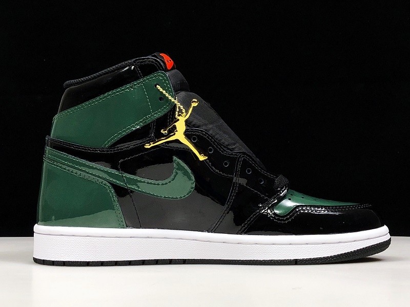 AIR JORDAN 1 HIGH OG “SOLEFLY FRIENDS FAMILY" AV3905-038