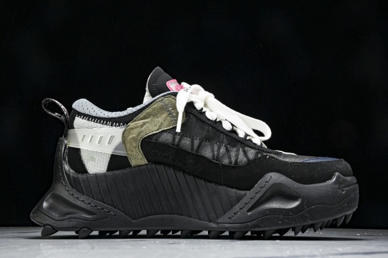 OF C/O ODSY-1000 SNEAKER
