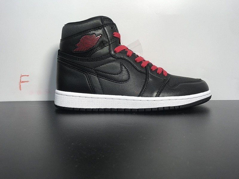 AIR JORDAN 1 SATIN BLACK GYM RED 555088-060