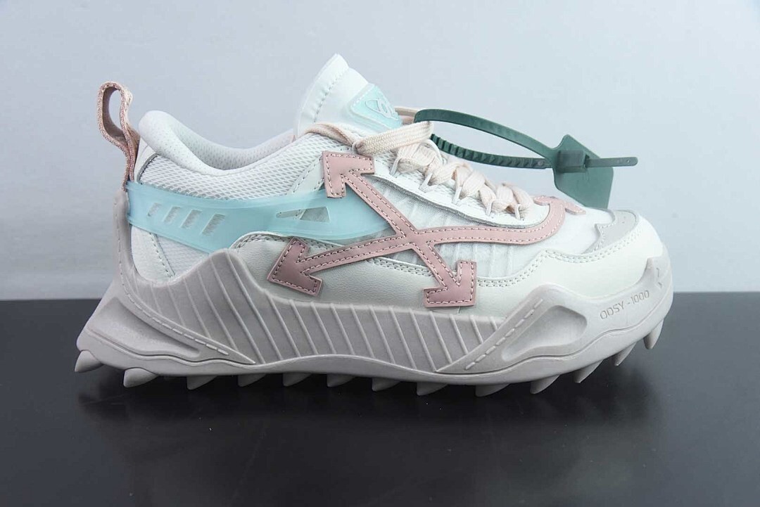 OF C/O ODSY-1000 SNEAKER