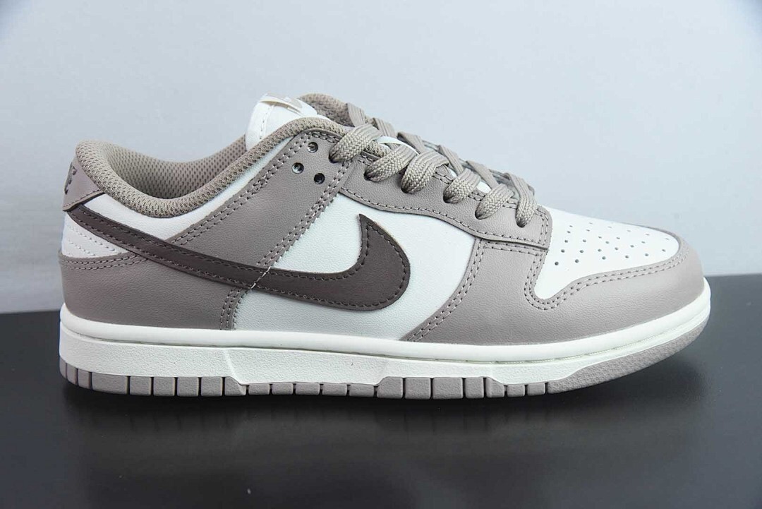 Nike Dunk Low "Diffused Taupe" DD1503-125