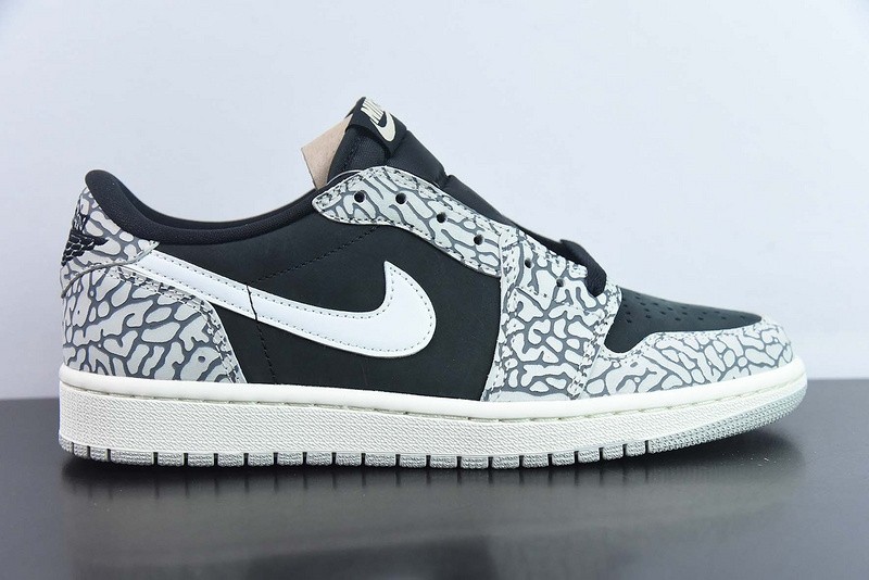 AIR JORDAN 1 RETRO LOW OG 'BLACK CEMENT' CZ0790-001