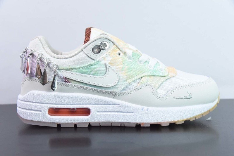 Nike Air Max 1 Metal Charms FJ7734-101