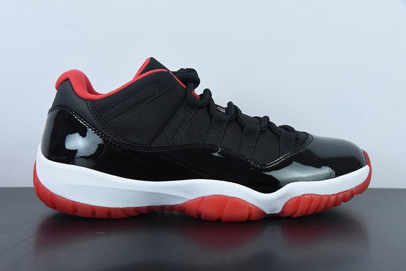 AIR JORDAN 11 RETRO LOW "BRED" 528895-012