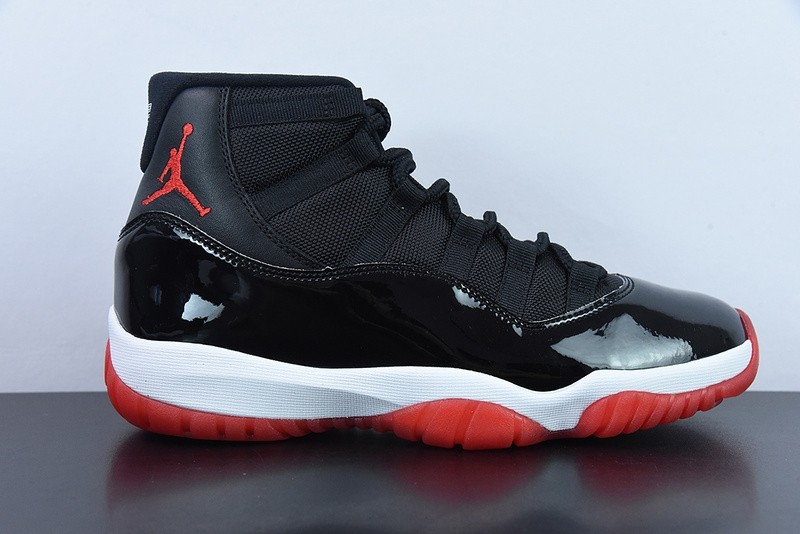 AIR JORDAN 11 BRED 2019 378037-061