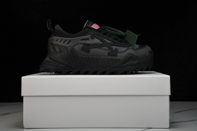 OF C/O ODSY-1000 SNEAKER