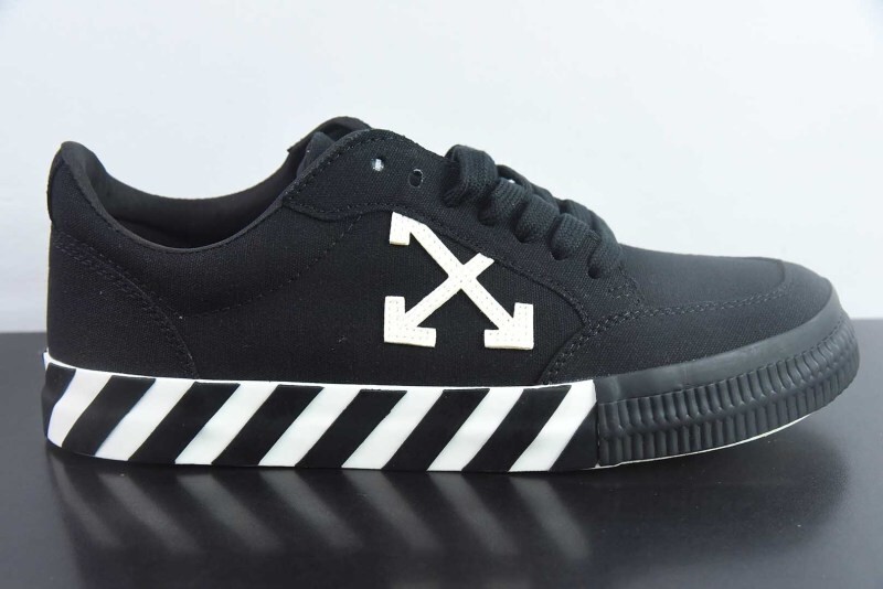 Off-White c/o Virgil Abloh Vulc SNEAKERS