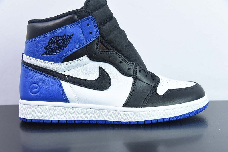 AIR JORDAN 1 X FRAGMENT "FRAGMENT" 716371-040