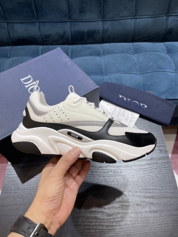 DIOR B22 Sneakers