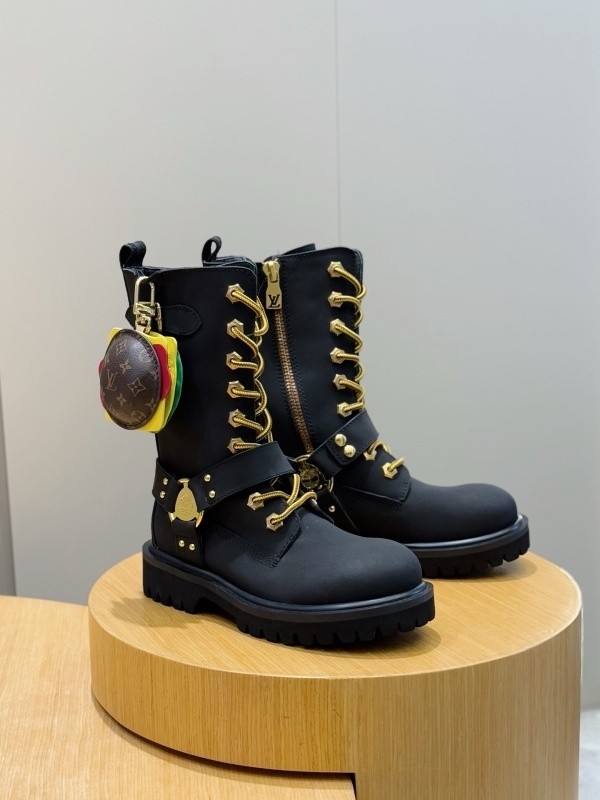 LVT BOOTS