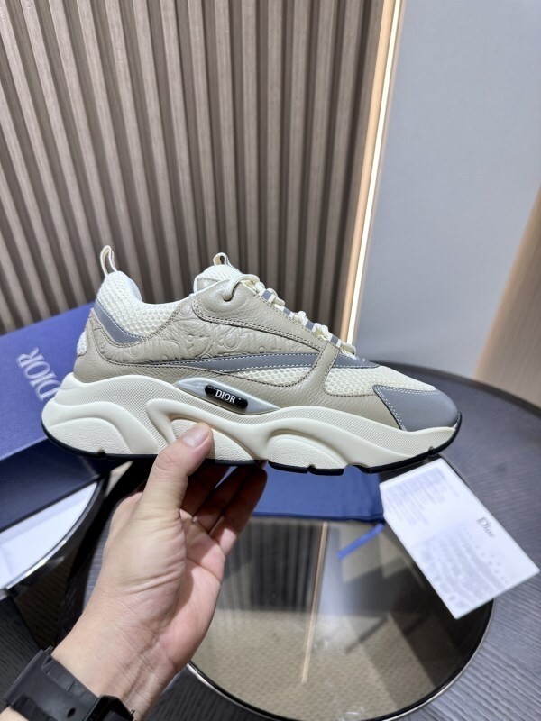 DIOR B22 Sneakers