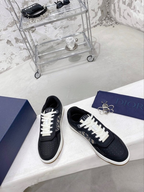 DIOR B27 Sneakers