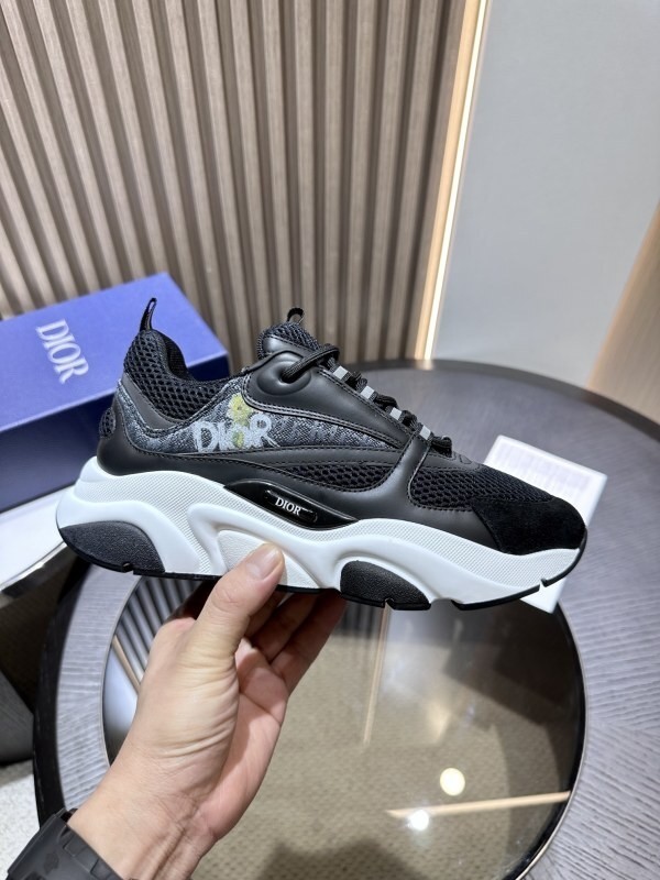 DIOR B22 Sneakers