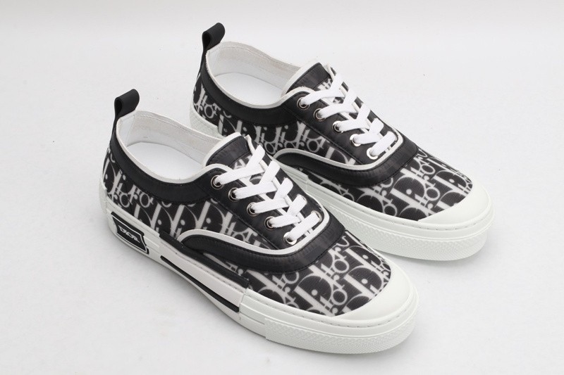 DIOR B23 Sneakers