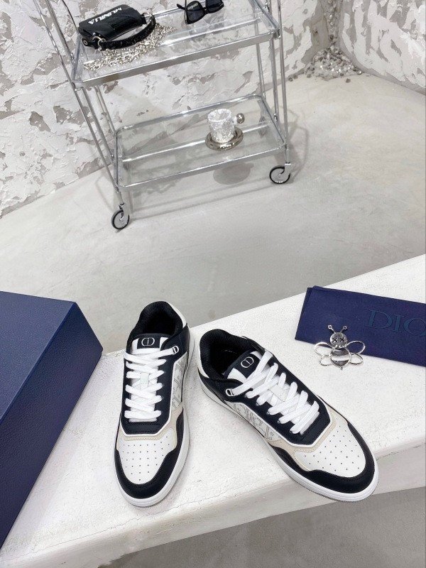 DIOR B27 Sneakers