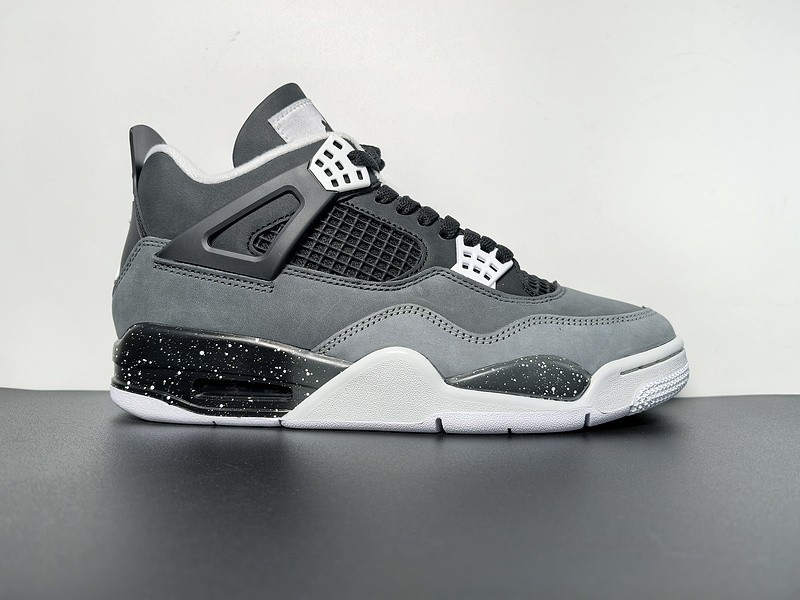 Air Jordan 4 “Fear” FQ8138-002
