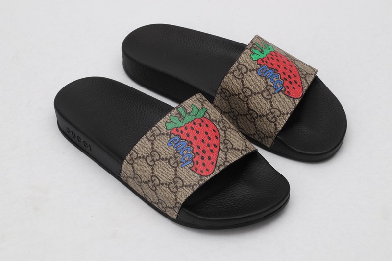 GUCCI SANDALS
