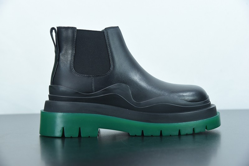 BOTTEGA VENETA SNEAKER