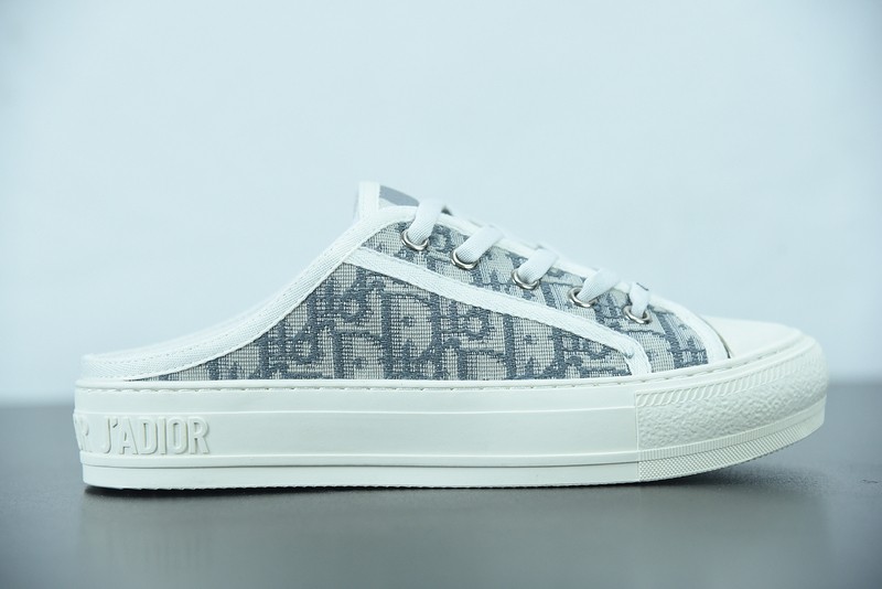 CHRISTIAN DIO*  J'ADIOR X CONVERSE SNEAKER