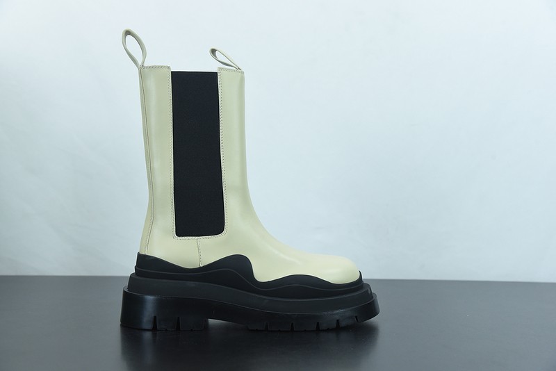 BOTTEGA VENETA SNEAKER