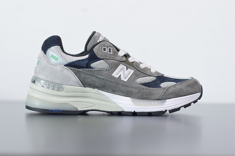 NEW BALANCE M992MC1