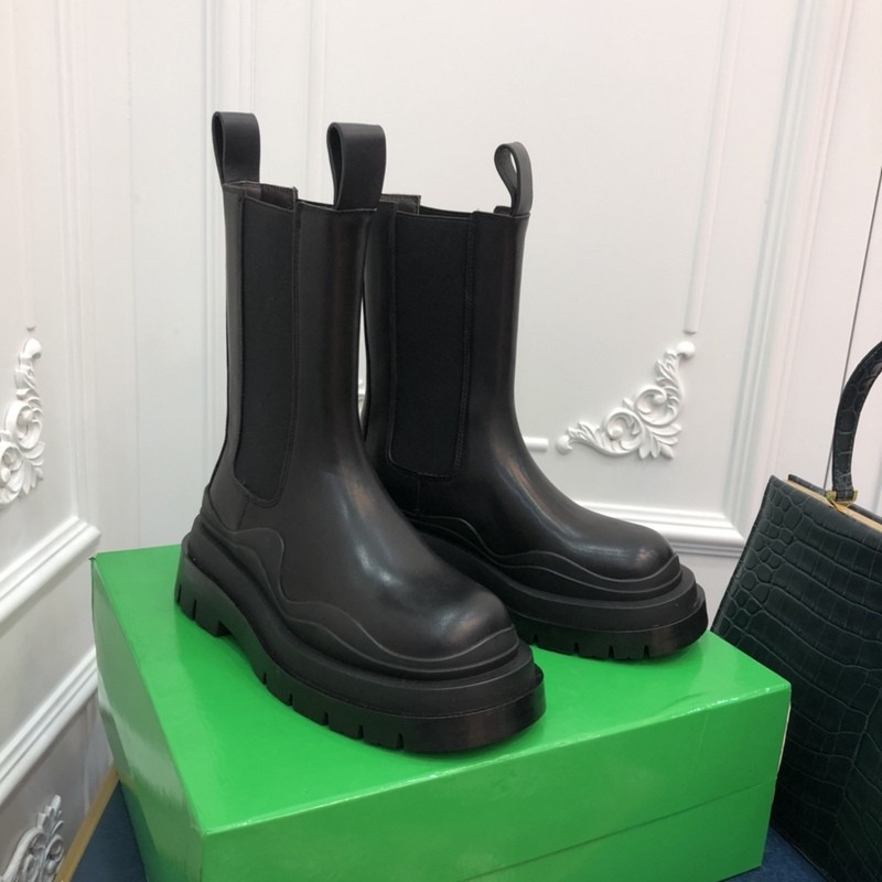 BOTTEGA VENETA SNEAKER