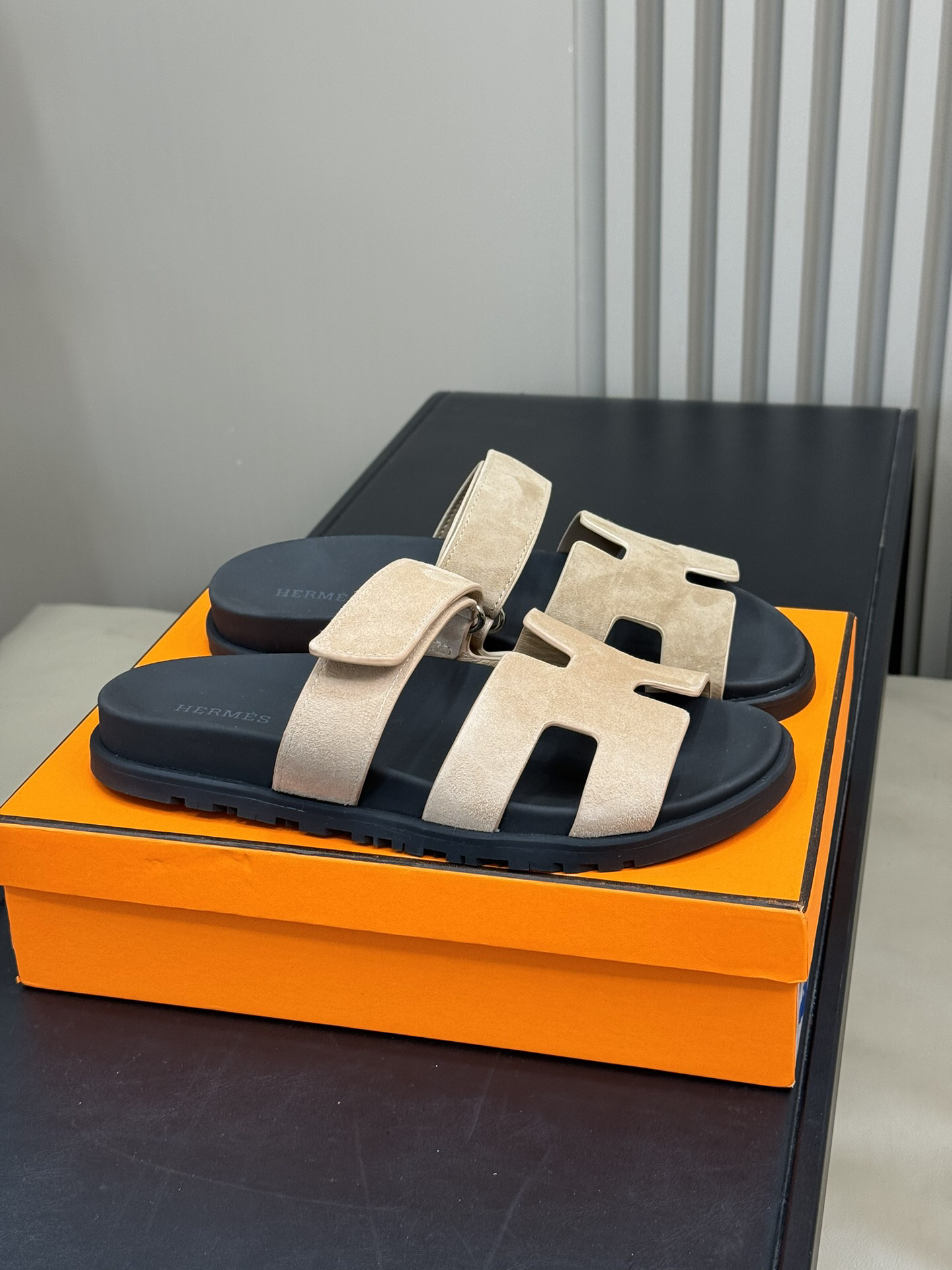 HERMES SLIDE
