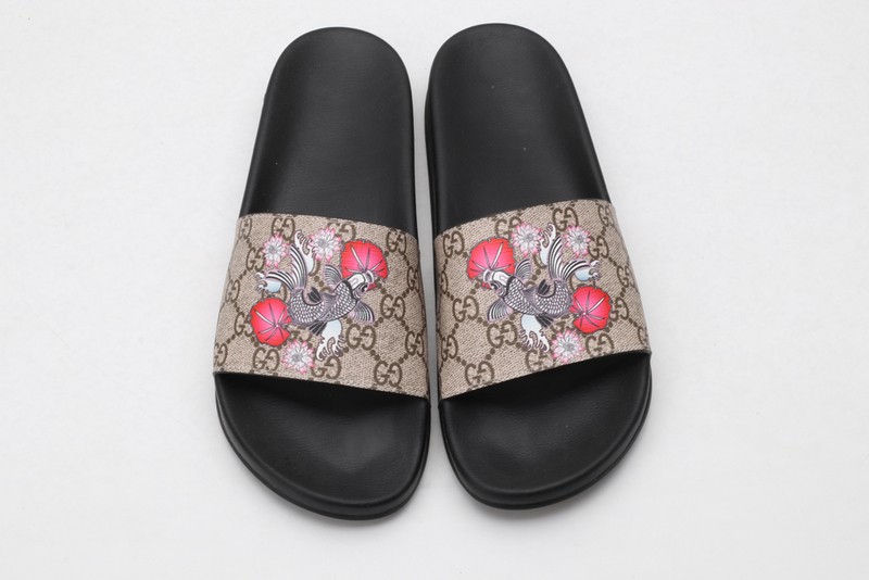GUCCI SANDALS