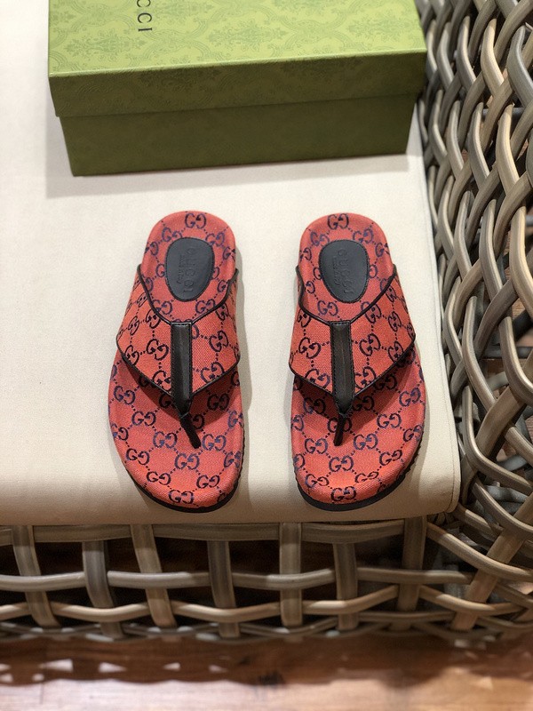 GUCCI SANDALS