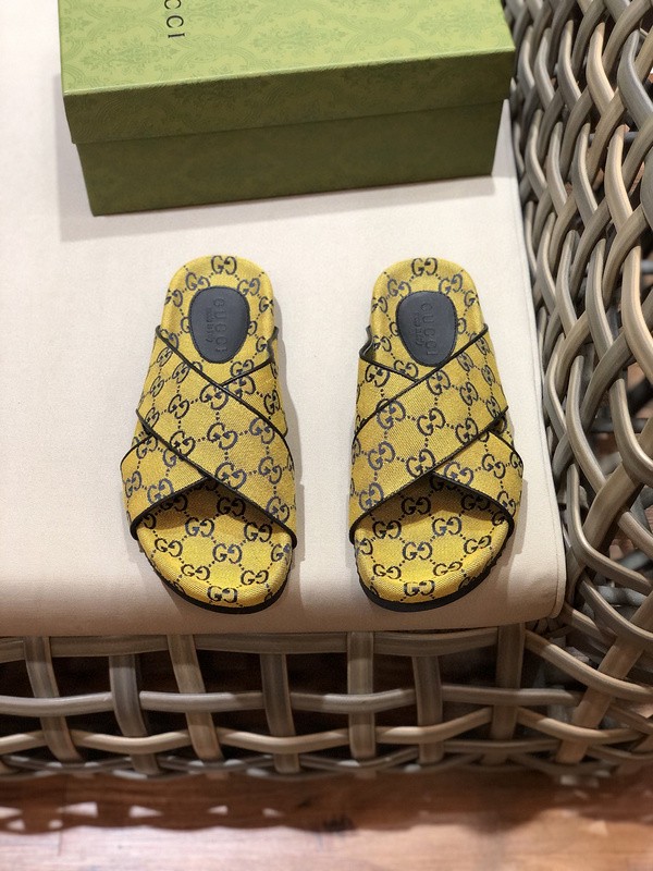 GUCCI SANDALS
