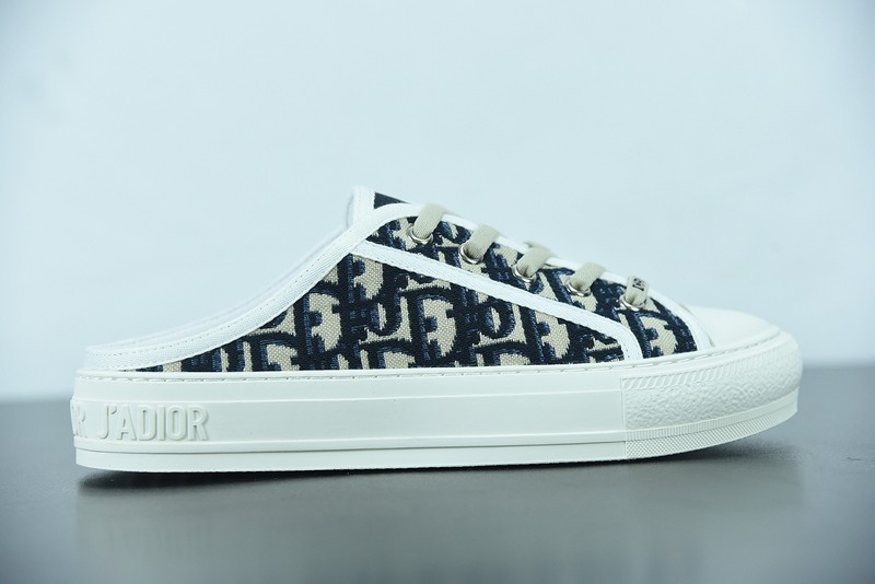 CHRISTIAN DIO*  J'ADIOR X CONVERSE SNEAKER