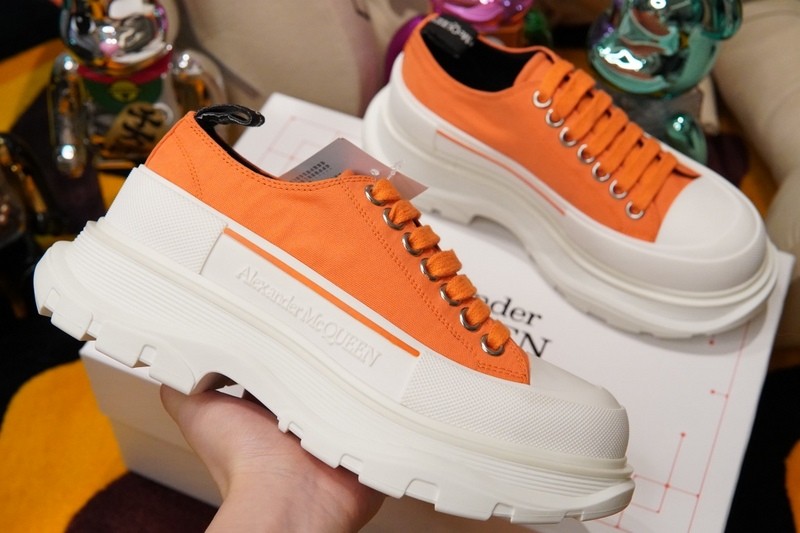 AlexER McEEN SNEAKERS