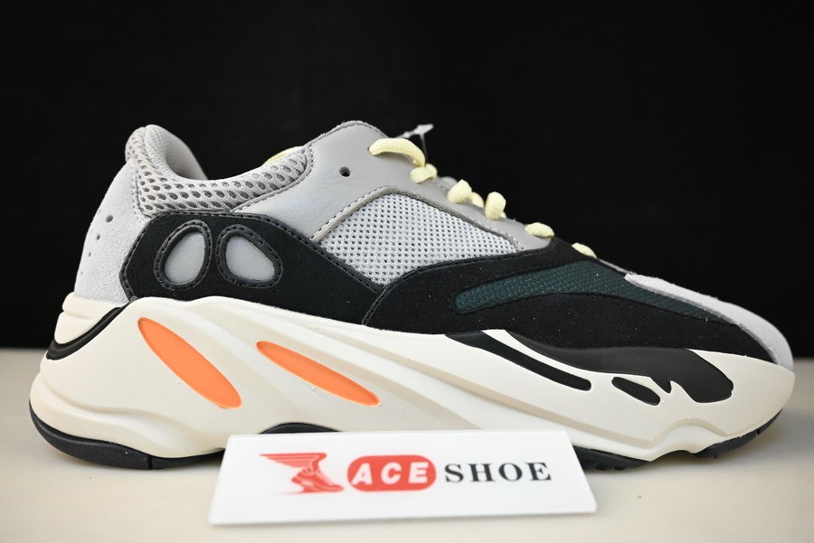 ADIDAS YEEZY BOOST 700 "WAVE RUNNER" B75571
