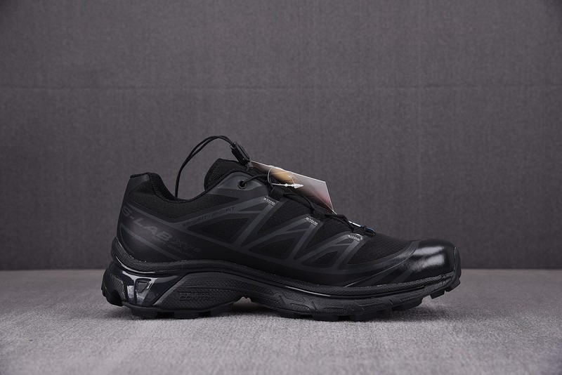 SALOMON XT-6
