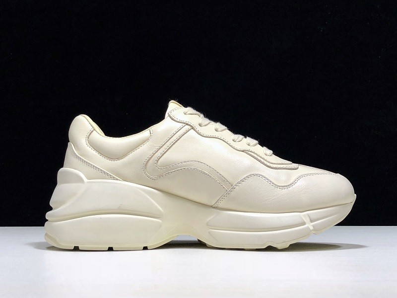 GUC  RHYTON VINTAGE TRAINER SNEAKER 498916 A9L00 9523