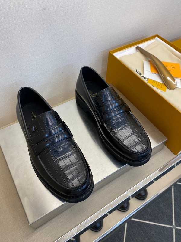 LVT shoes